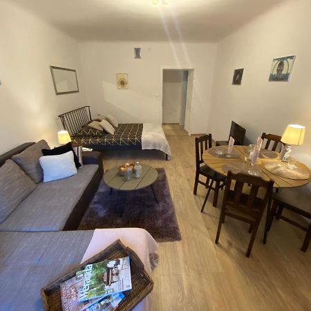 Apartament Arsenal Leilighet Warszawa Eksteriør bilde