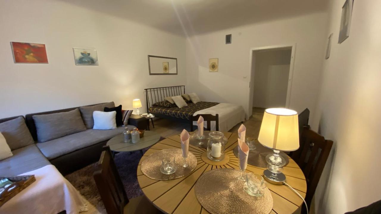 Apartament Arsenal Leilighet Warszawa Eksteriør bilde